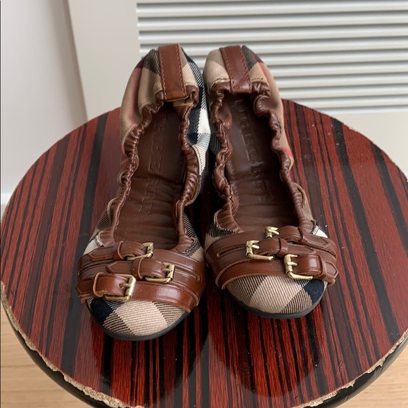 Burberry Shoes - Burberry ballet flats